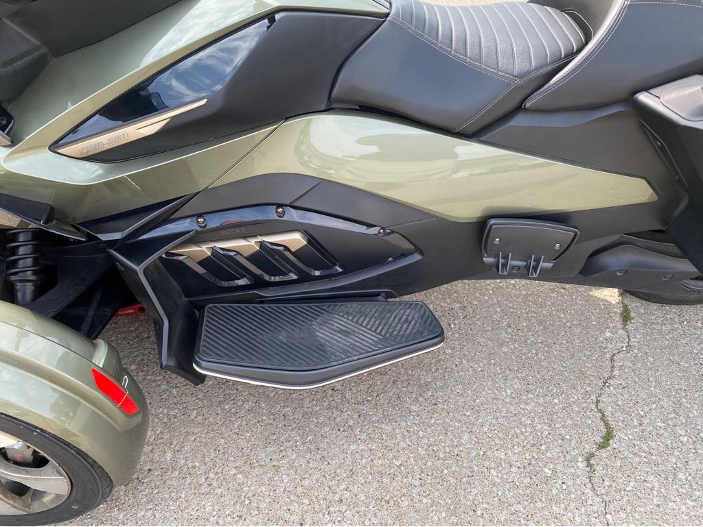 2021 Can-Am SPYDER RT LTD SEA TO SKY - Photo 9