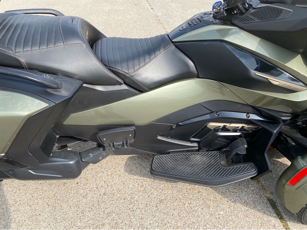 2021 Can-Am SPYDER RT LTD SEA TO SKY - Photo 4