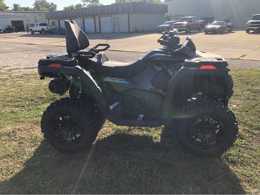 2026 CFMOTO CFORCE 800 TOURING - Photo 2