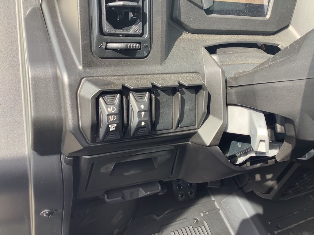 2026 Can-Am Defender Limited HD11 - Photo 11