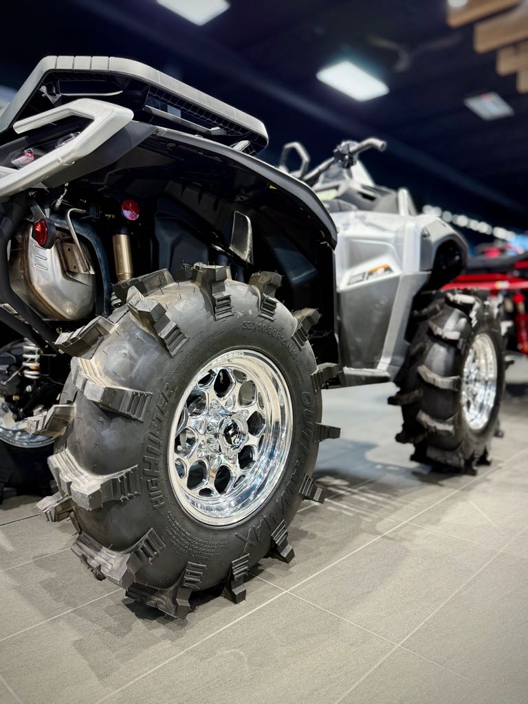 2025 Can-Am CUSTOM SILVER OUTLANDER XMR 1000R - Photo 6