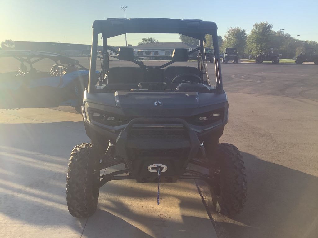 2026 Can-Am Defender XT HD11 - Photo 3