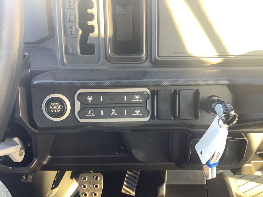 2026 Can-Am Defender XT HD11 - Photo 8