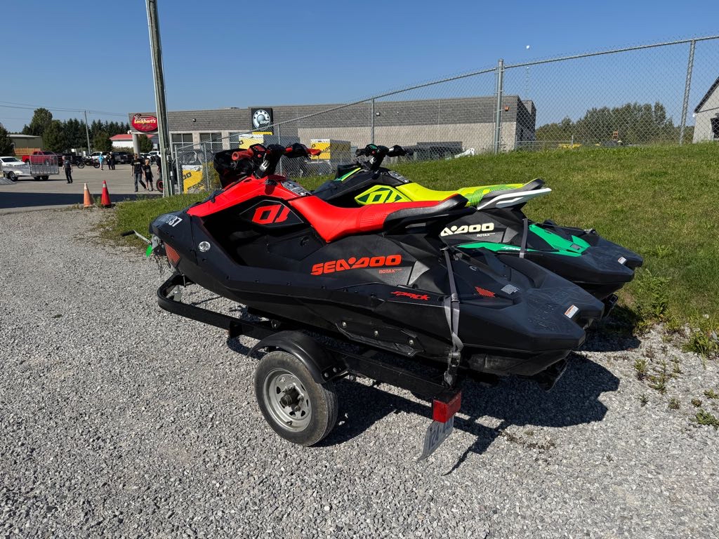 2021 Sea-Doo SPARK TRIXX 3 UP 90 With iBR and Sound System - Photo 2