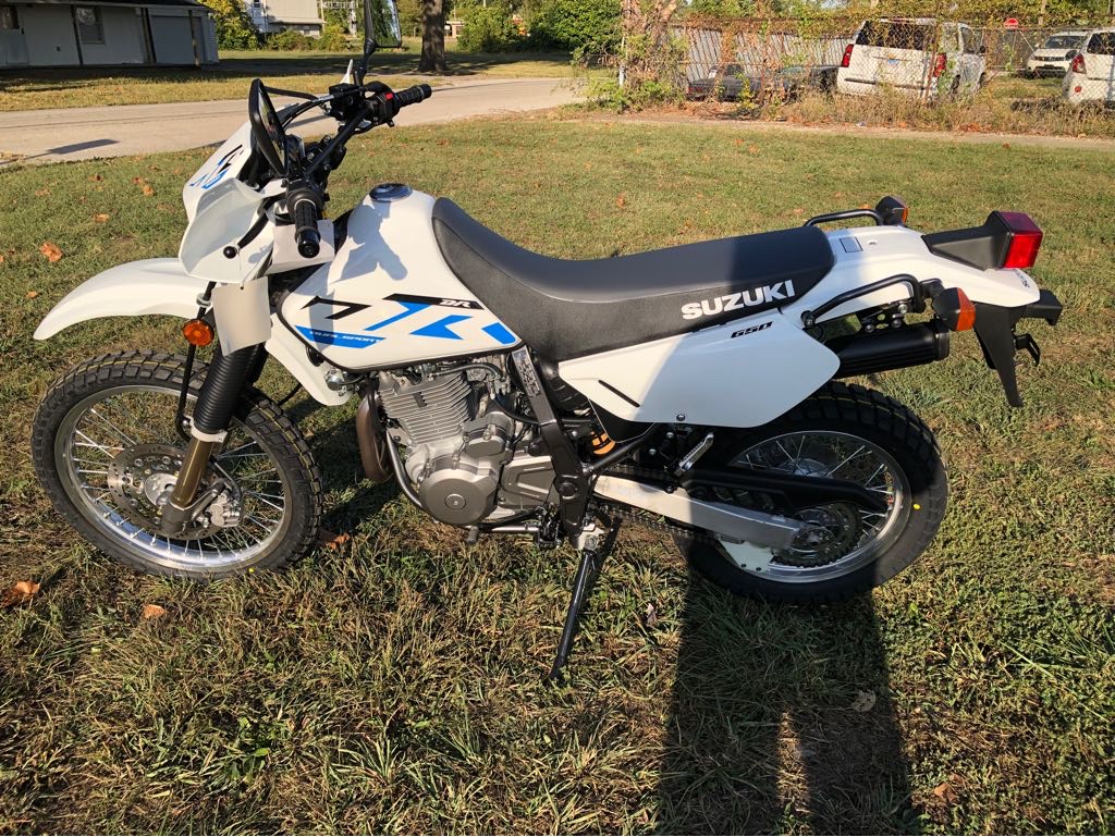 2026 Suzuki DR 650S - Photo 7