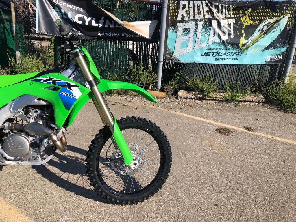 2026 Kawasaki KX 450 - Photo 2