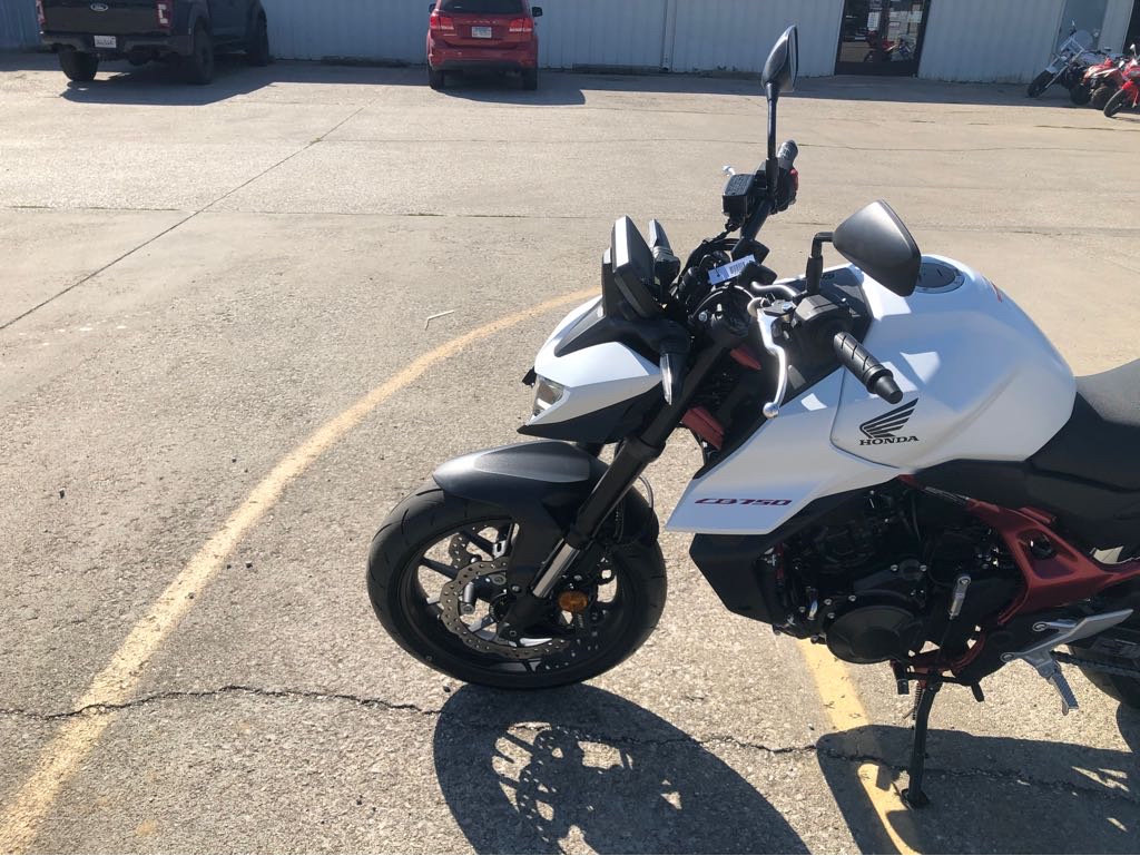 2025 Honda CB750 HORNET - Photo 7