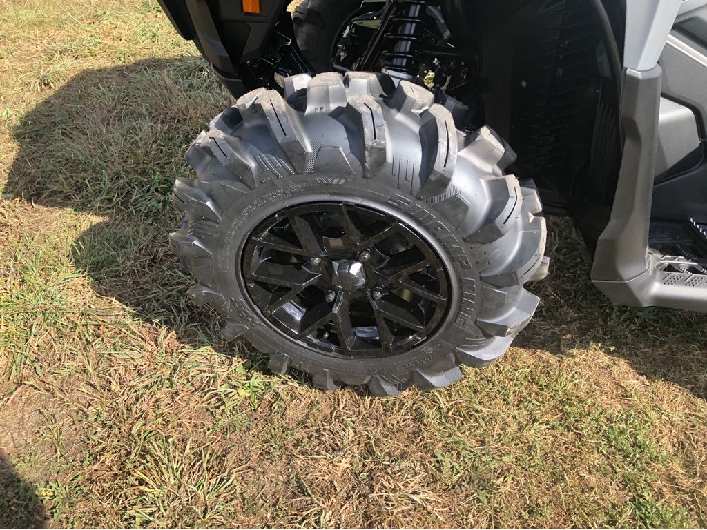 2026 Can-Am OUTLANDER X MR 700 - Photo 10