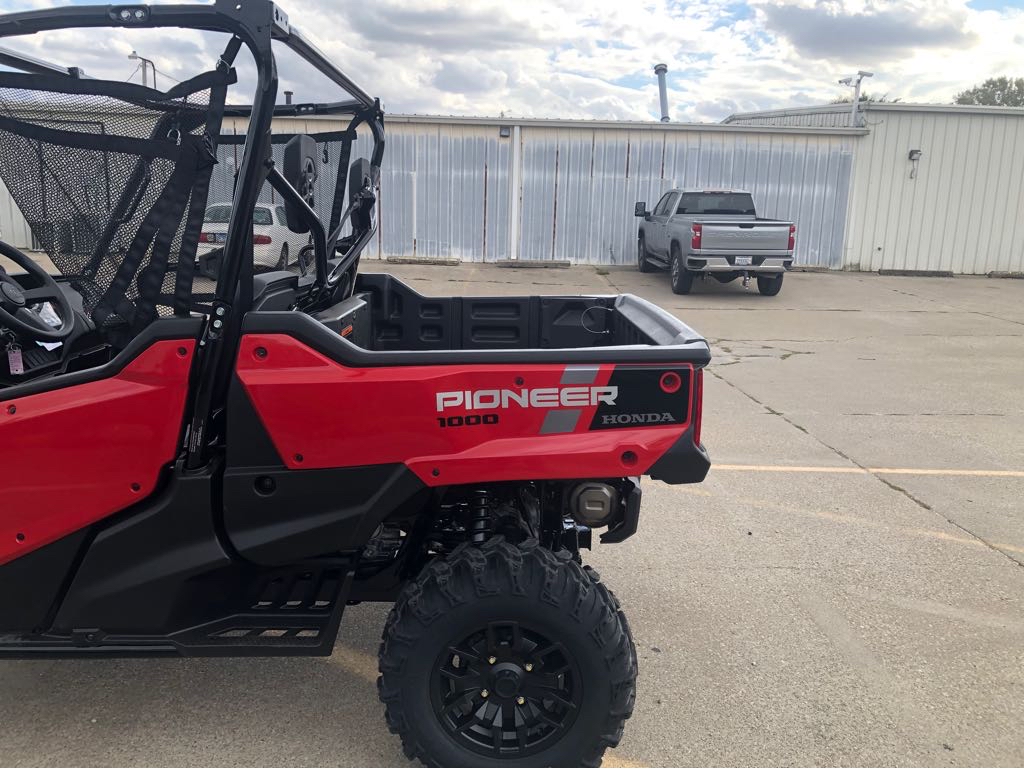 2025 Honda PIONEER 1000 DELUXE - Photo 6