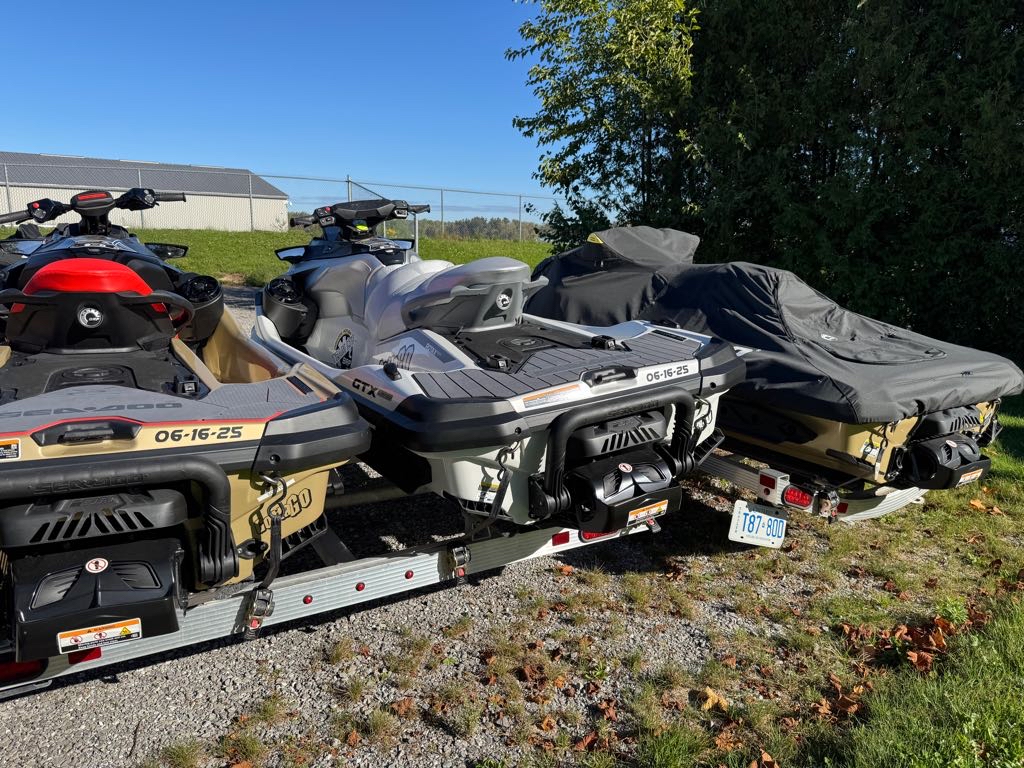 2025 Sea-Doo GTX Limited 325 - Photo 4