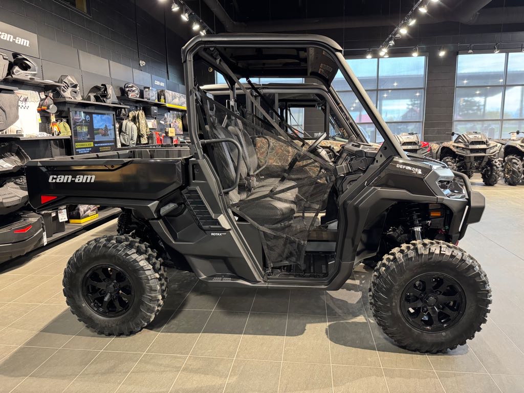 2026 Can-Am Defender XT HD11 - Photo 5