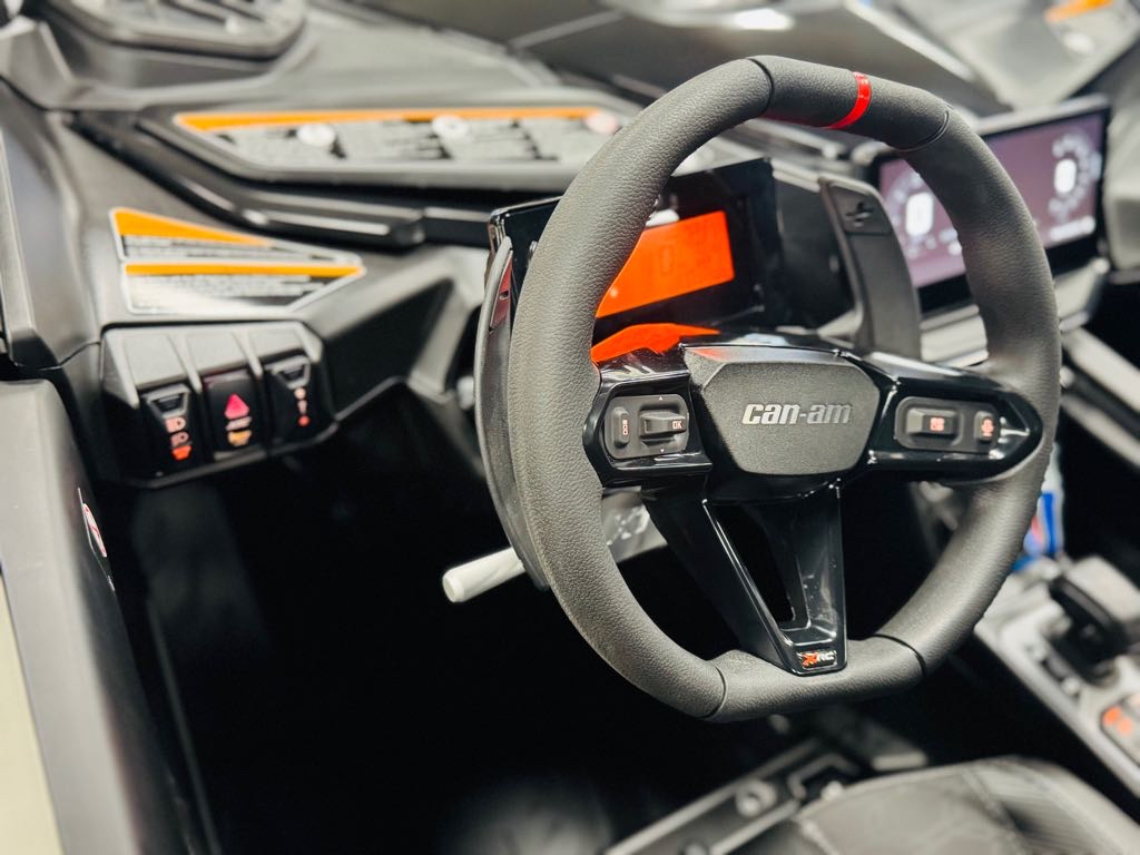 2026 Can-Am Maverick R X rc - Photo 13