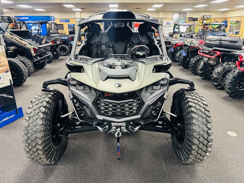 2026 Can-Am Maverick R X rc - Photo 3