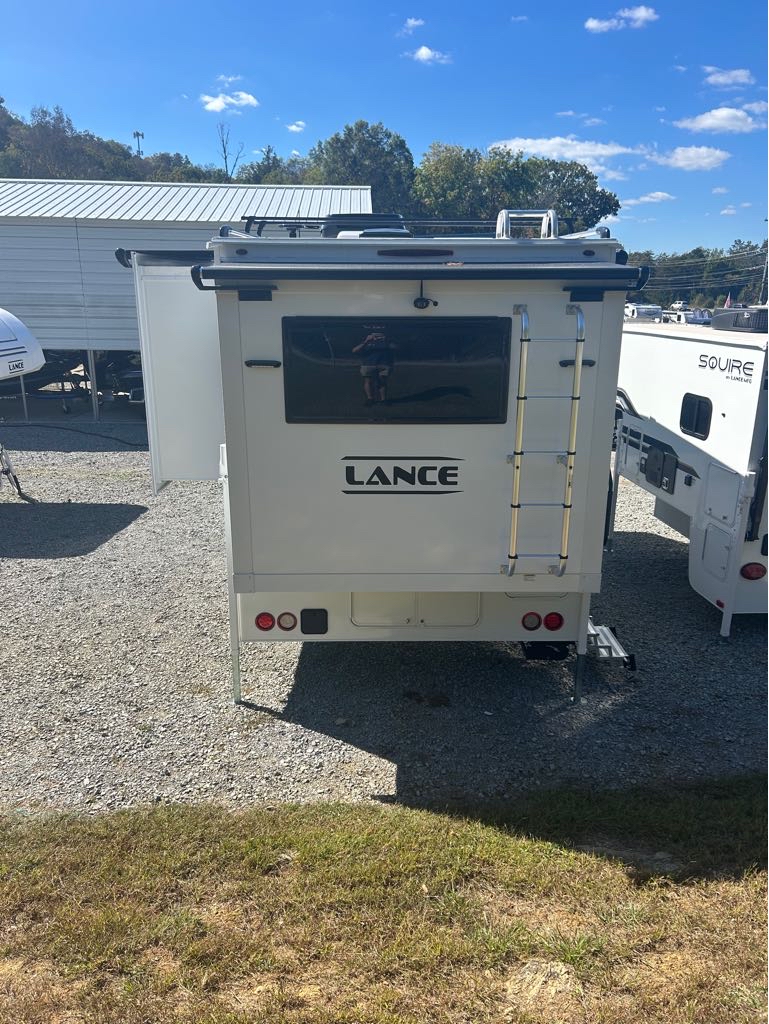 2026 Lance Truck Camper 1172 - Photo 4