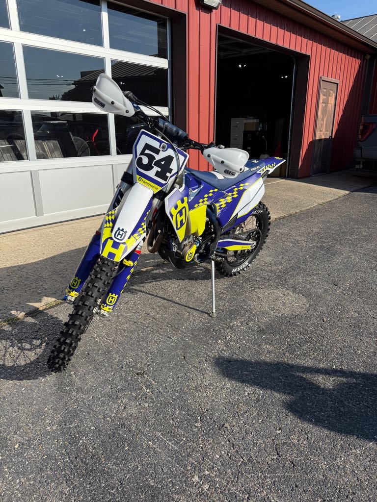 2020 Husqvarna Motorcycles 450 FX - Photo 2
