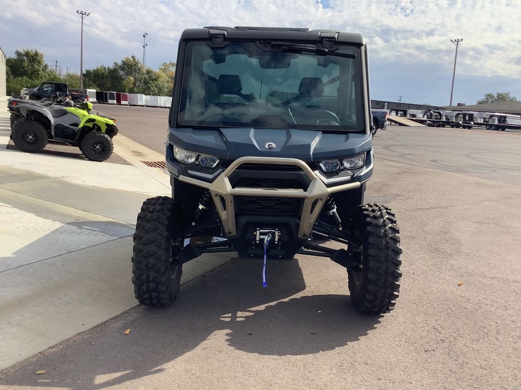 2025 Can-Am Defender Limited HD10 - Photo 7