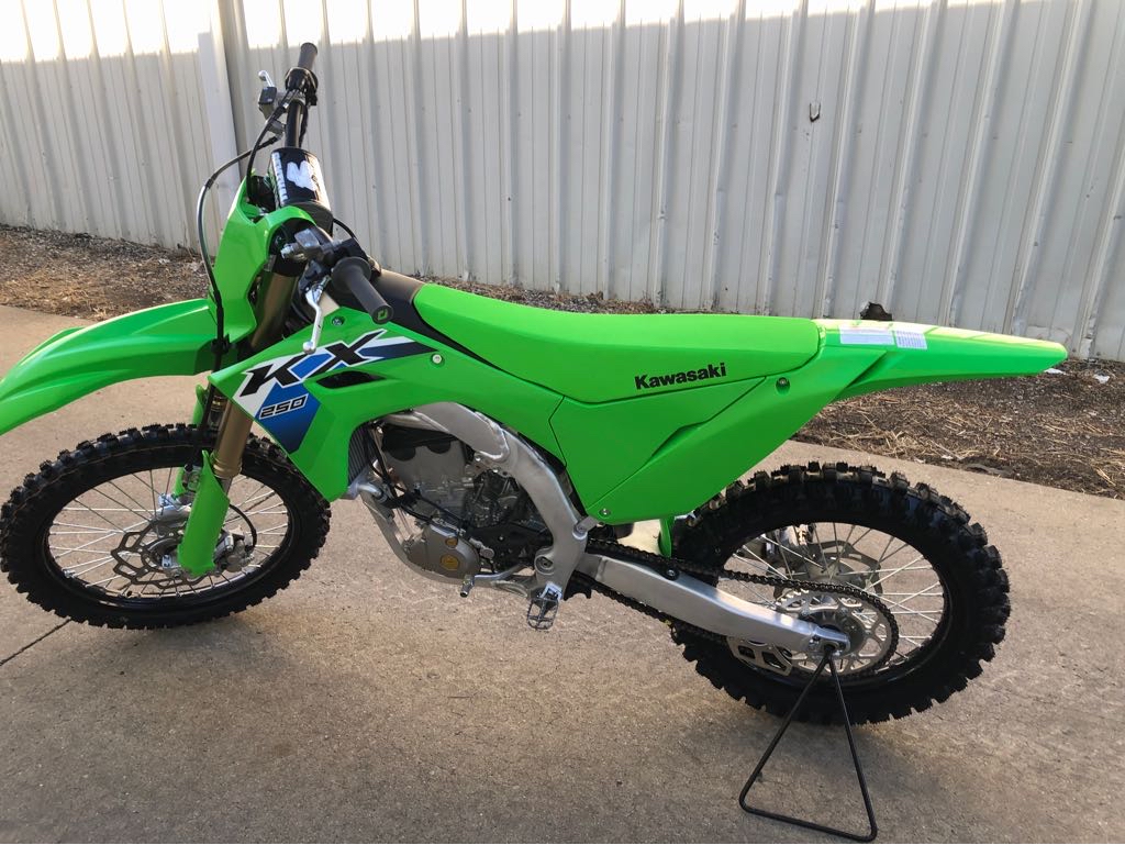 2026 Kawasaki KX 250F - Photo 7