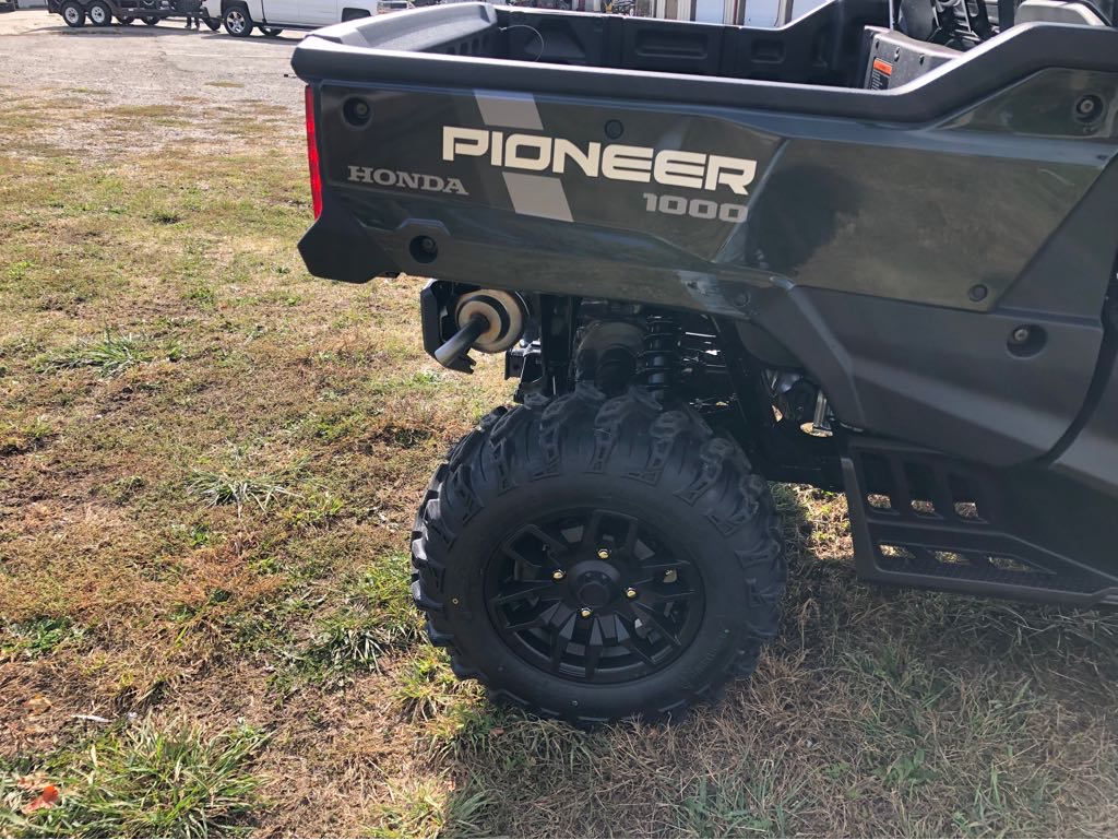 2025 Honda PIONEER 1000 DELUXE - Photo 4