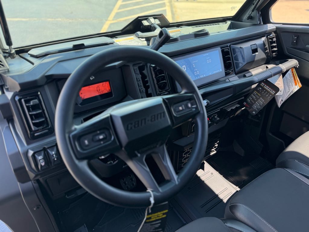 2026 Can-Am Defender MAX Limited HD11 - Photo 4