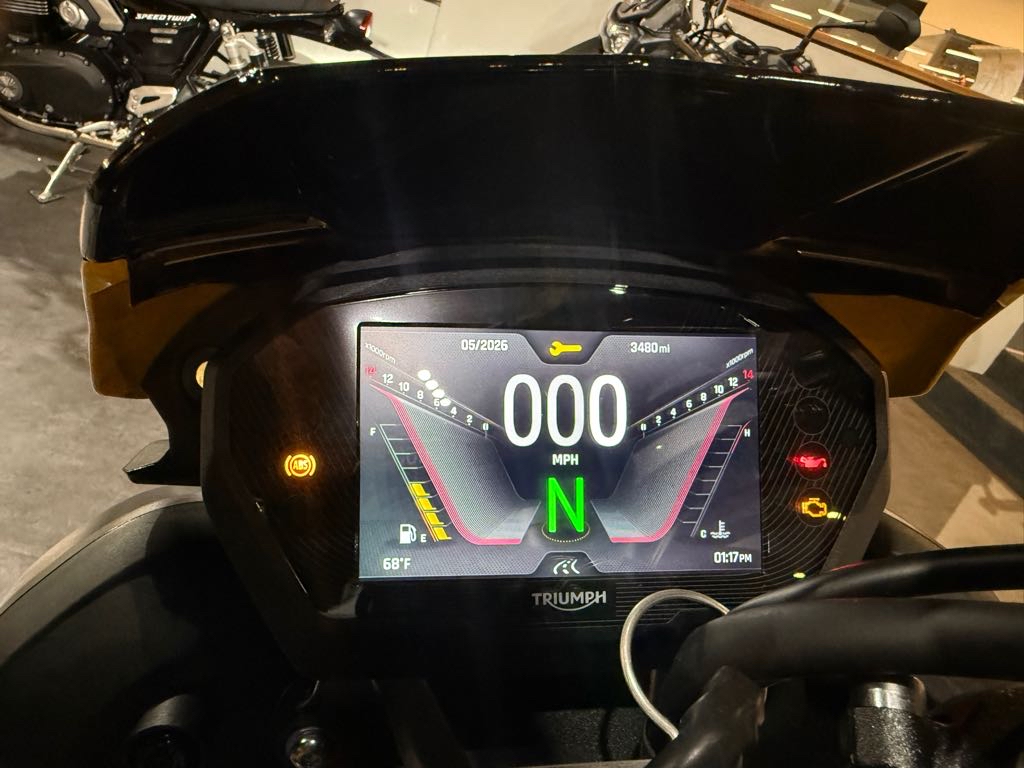 2024 Triumph Street Triple 765 RS - Cosmic Yellow - Photo 4
