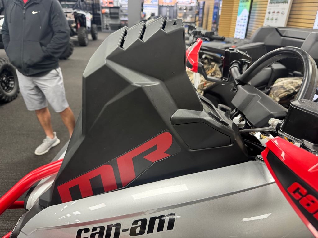 2026 Can-Am Renegade X mr 1000R - Photo 9