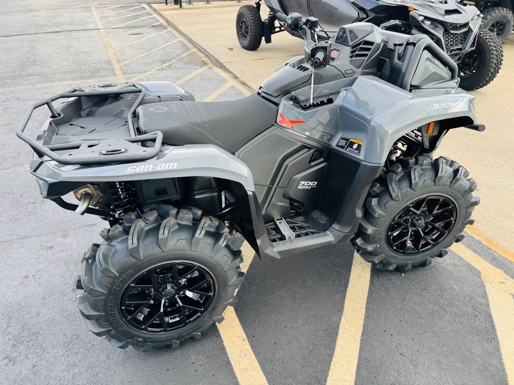 2026 Can-Am Outlander X mr 700 - Photo 7