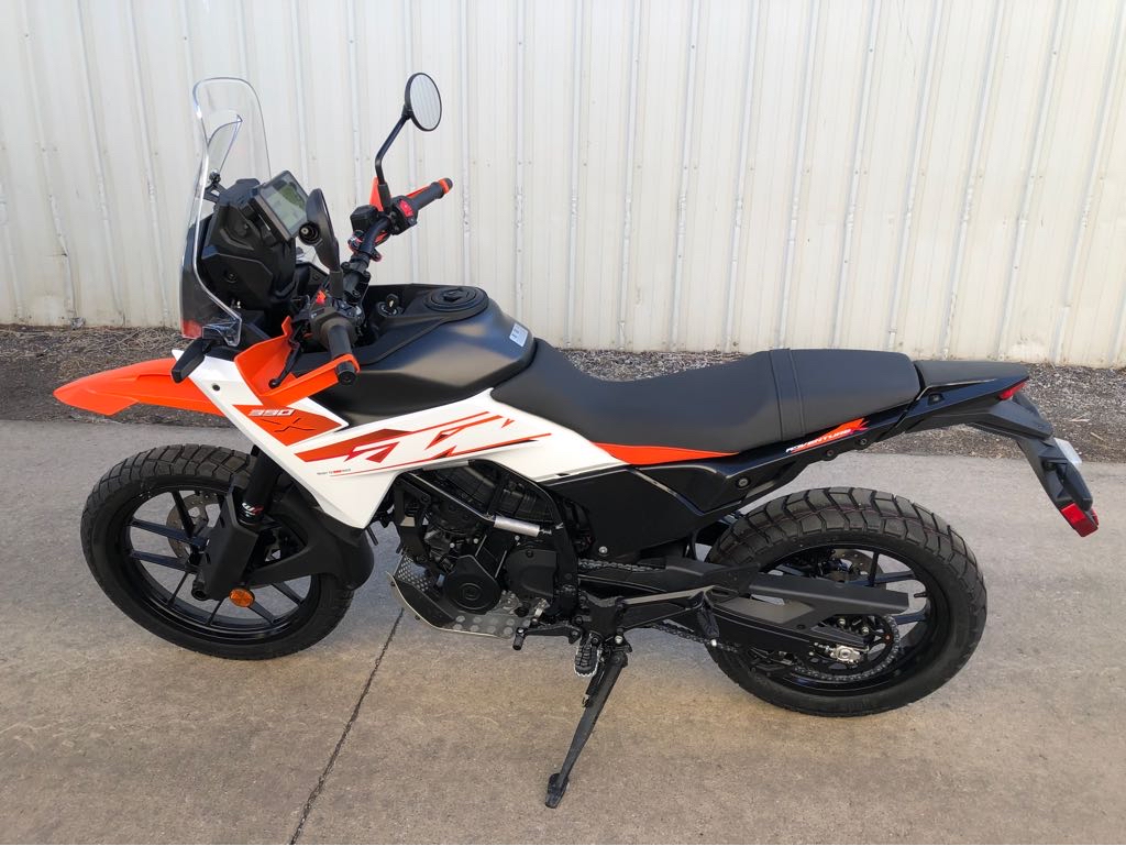 2025 KTM ADVENTURE 390 R - Photo 7