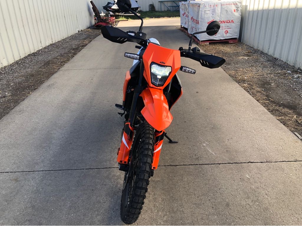 2025 KTM ENDURO 390 R - Photo 9