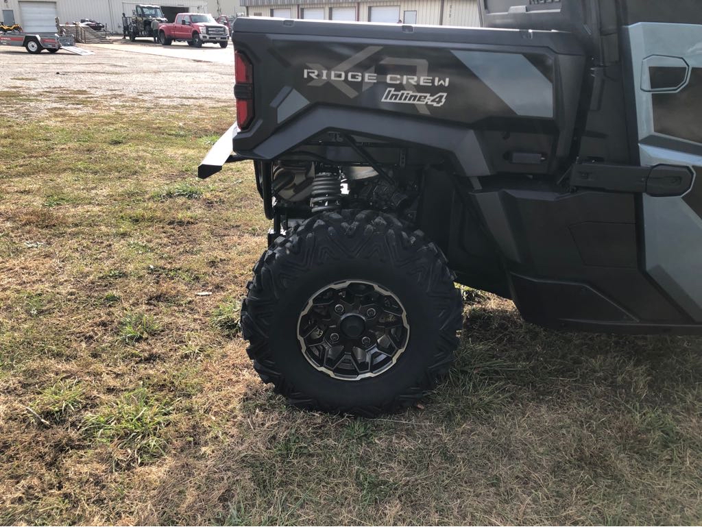 2025 Kawasaki RIDGE® XR CREW LIMITED HVAC - Photo 4