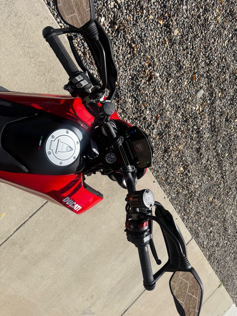2023 Ducati Hypermotard 950 - Photo 5