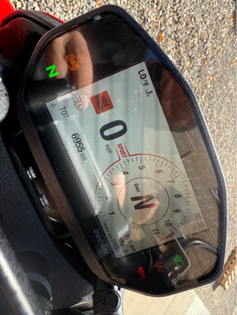 2023 Ducati Hypermotard 950 - Photo 6
