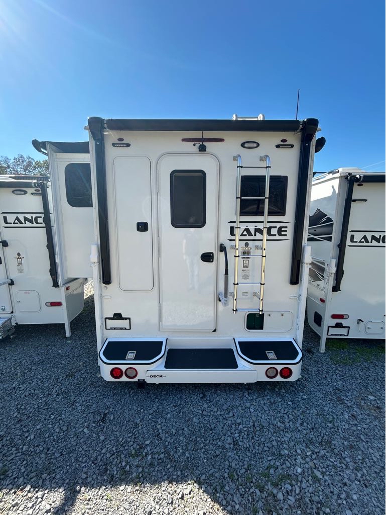 2026 Lance Truck Camper 975 - Photo 6