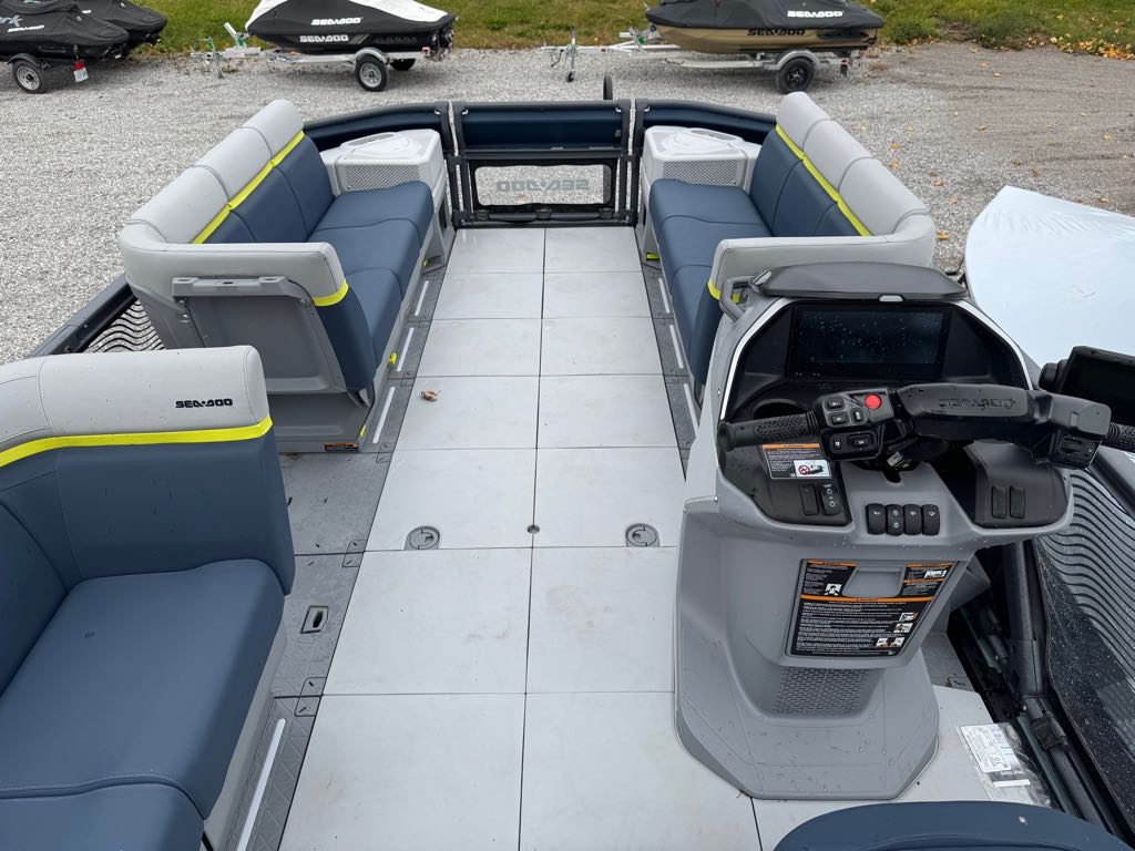 2025 Sea-Doo **DEMO** Switch Cruise Limited 21 - 230 HP - Photo 7