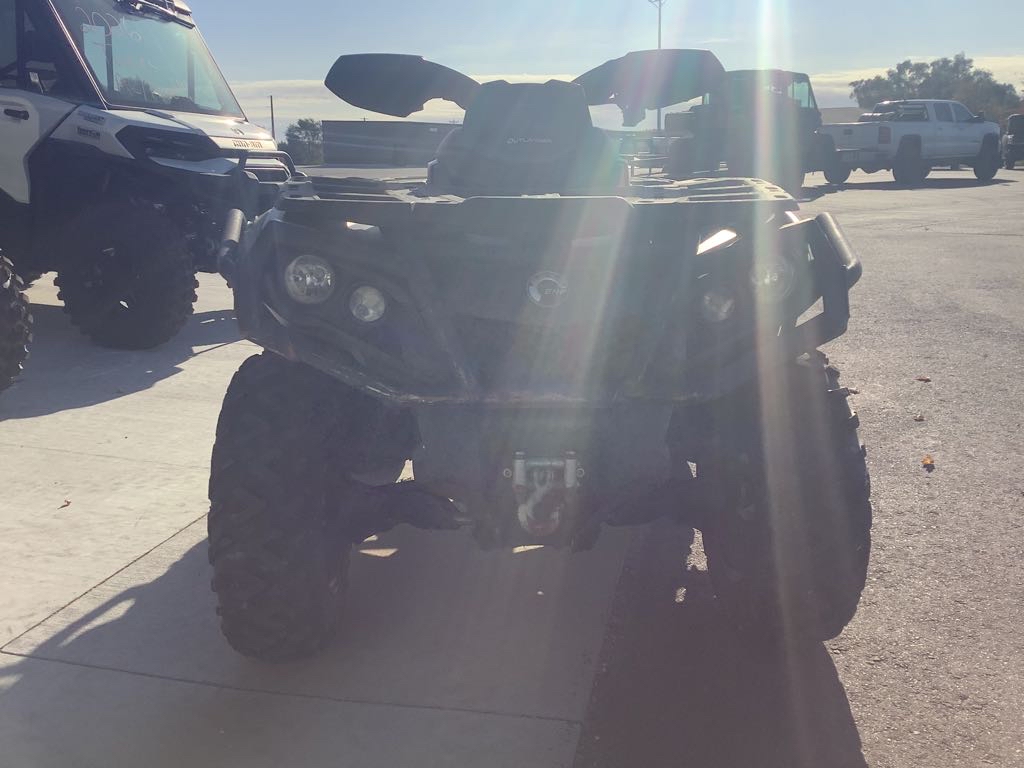 2020 Can-Am Outlander™ 650 - Photo 6