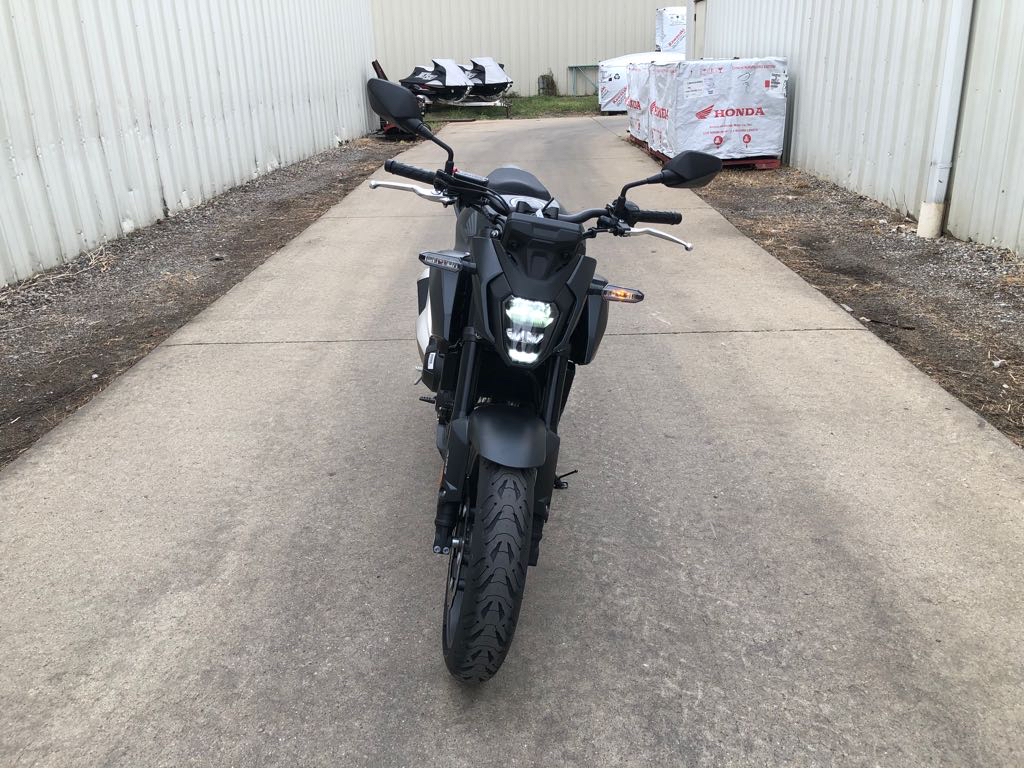 2025 Honda CB500F ABS - Photo 9