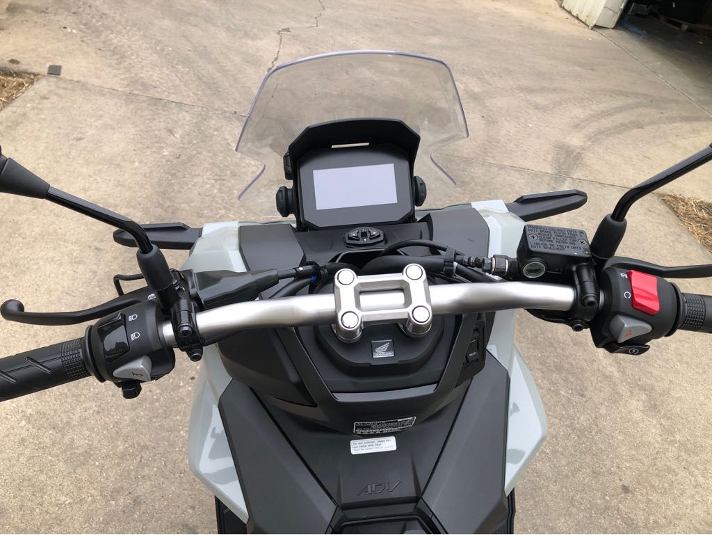 2026 Honda ADV160 - Photo 10