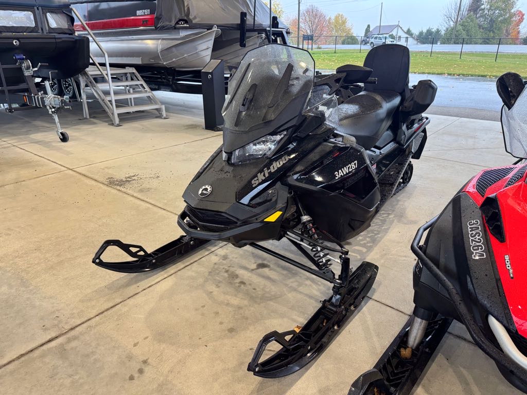 2023 Ski-Doo Grand Touring Limited 900 Turbo 130hp - Photo 2