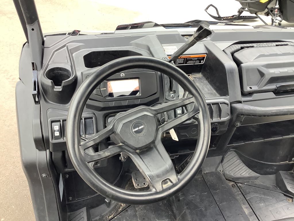 2024 Can-Am Defender DPS HD9 - Photo 8