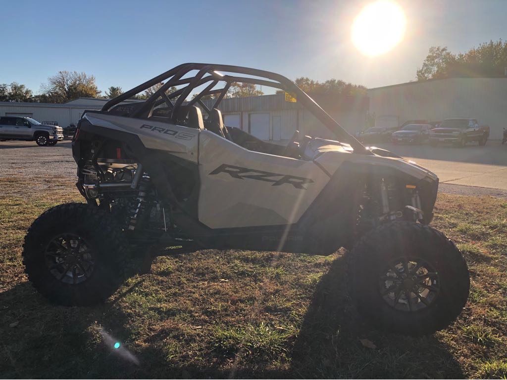 2026 Polaris RZR PRO S SPORT - Photo 3