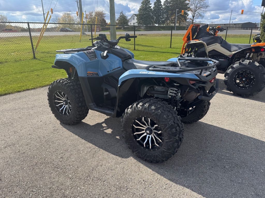 2025 Can-Am **DEMO** Outlander XT 700 - Photo 3