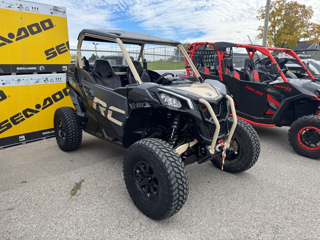 2023 Can-Am Maverick Sport X rc 1000R - Photo 2