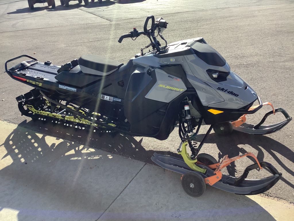 2026 Ski-Doo Summit Adrenaline with Edge Package 850 E-TEC® Turbo R 154 3.0 - Photo 6