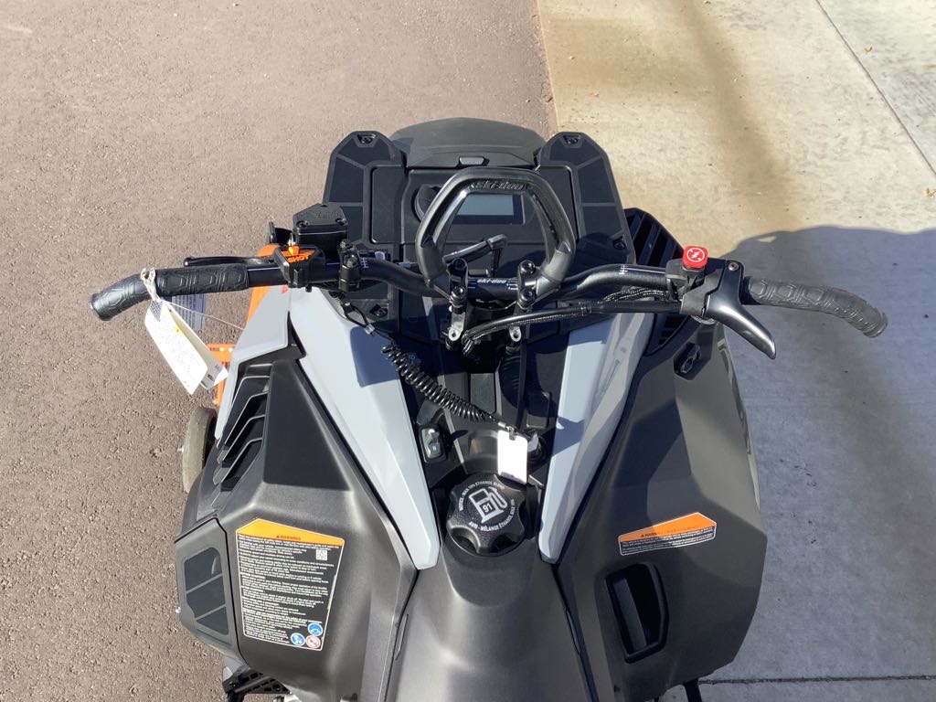 2026 Ski-Doo Summit Adrenaline with Edge Package 850 E-TEC® Turbo R 154 3.0 - Photo 8