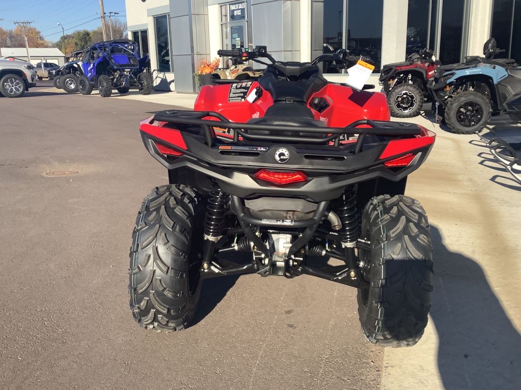 2026 Can-Am Outlander DPS 700 - Photo 3