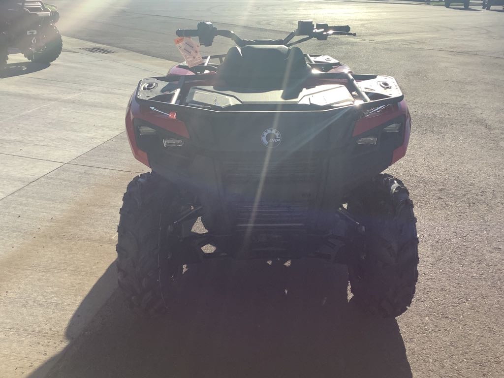 2026 Can-Am Outlander DPS 700 - Photo 6