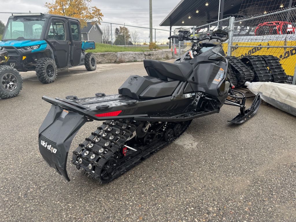 2024 Ski-Doo MXZ X-RS 137 850 E-TEC W/ SMART SHOX & TOUCH SCREEN - Photo 4