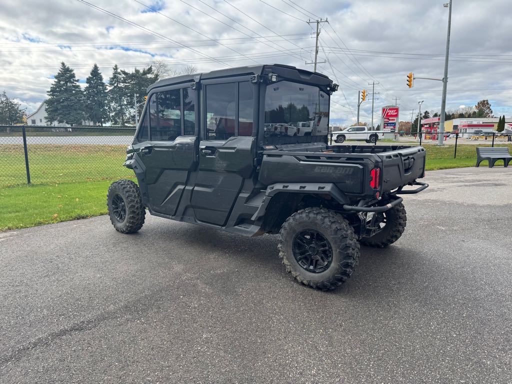 2025 Can-Am Defender MAX Lone Star Cab - Photo 4