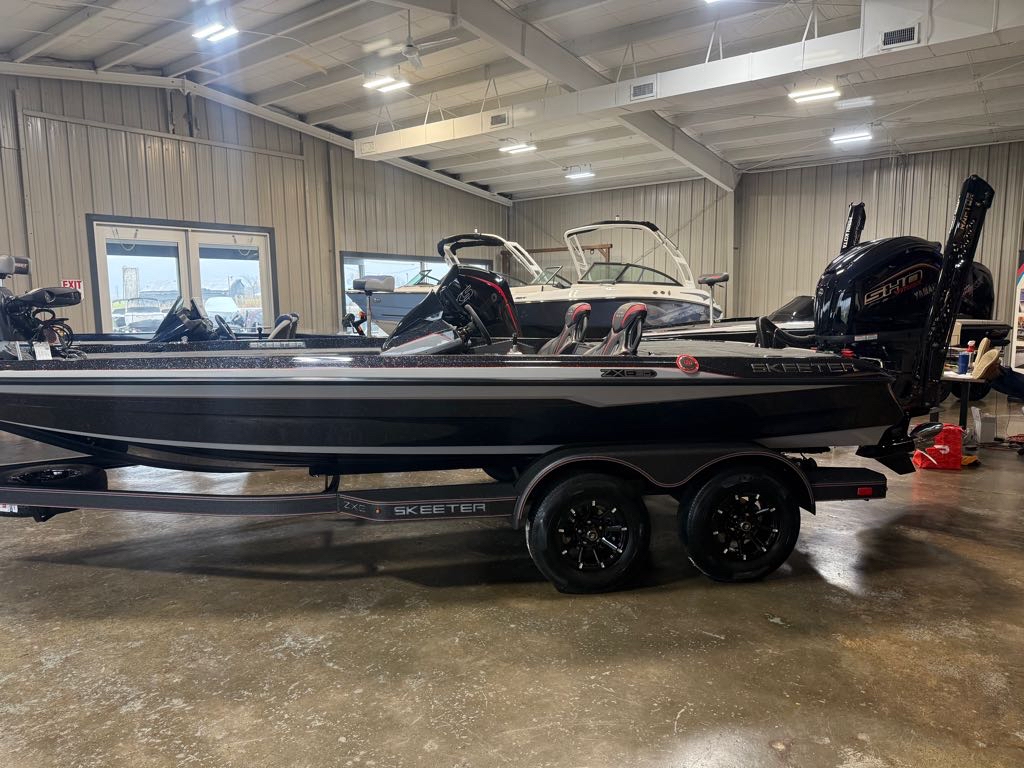 New 2026 Phoenix 721 ZXL, 40444 Lancaster - Boat Trader