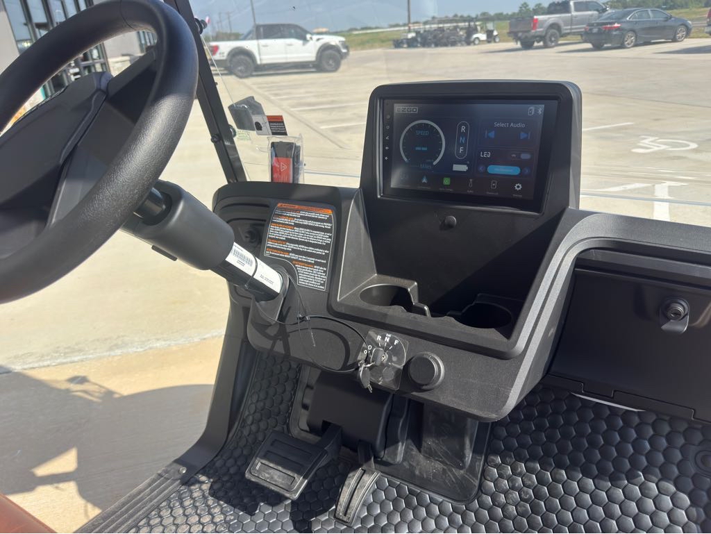 2026 E-Z-GO RXV 4 Summit XTL Elite Lithium — photo 5
