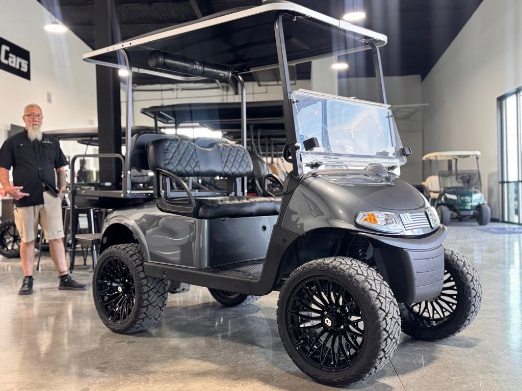 2023 E-Z-GO Freedom RXV ELiTE Lithium — photo 11